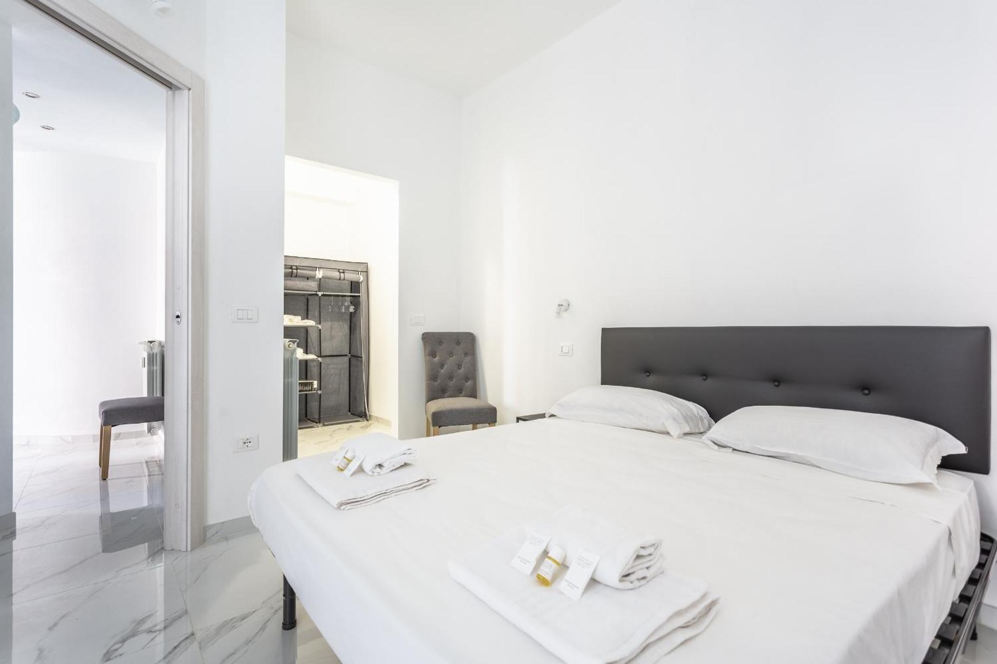 Portside Aparthotel Rom Exteriör bild